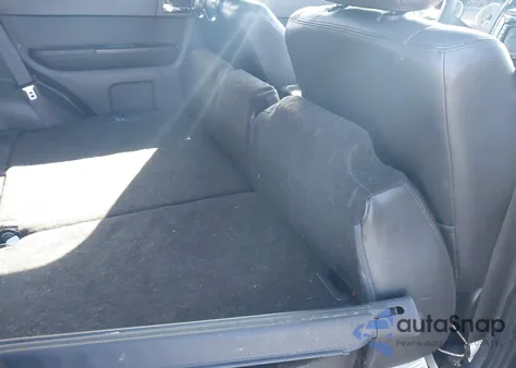 2011 Ford Escape Limited z USA, uszkodzony, nr VIN 1FMCU9EG2BKA78486